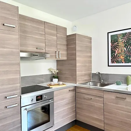 1575c Family La Apartment *